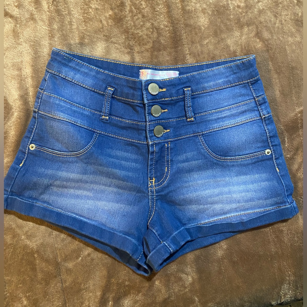 No boundaries • juniors shorts • size 7